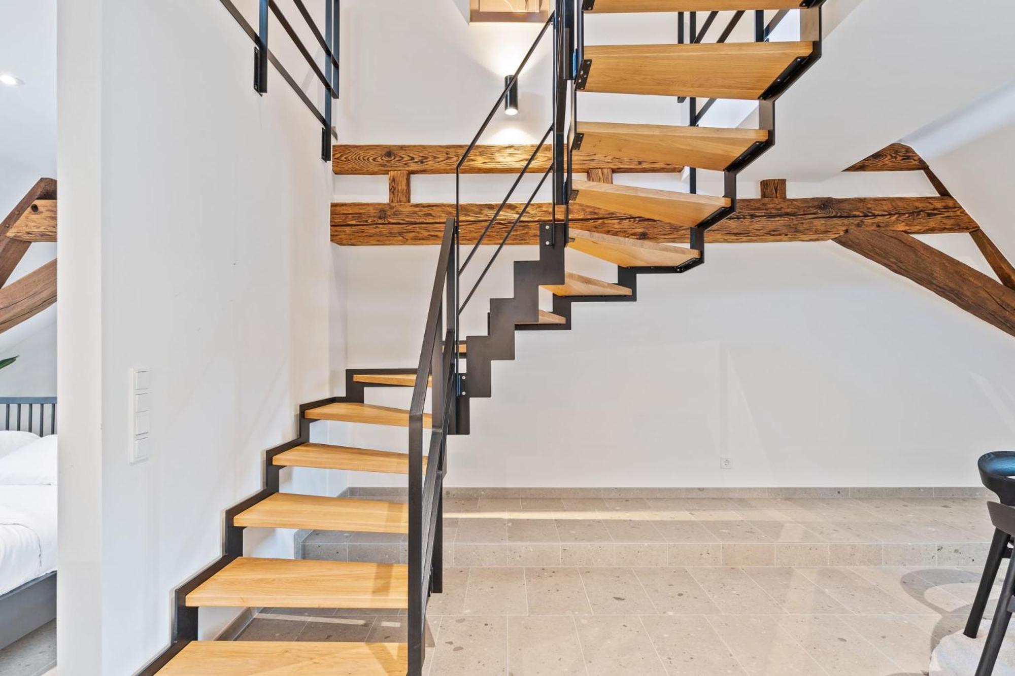 Elegant Clausen Apartment With King Bed & Wifi Luxembourg Exterior photo