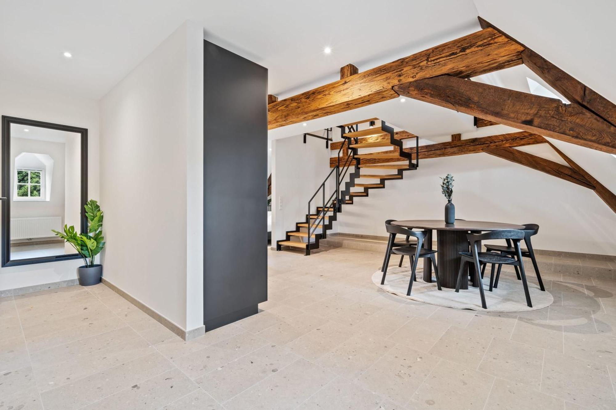 Elegant Clausen Apartment With King Bed & Wifi Luxembourg Exterior photo